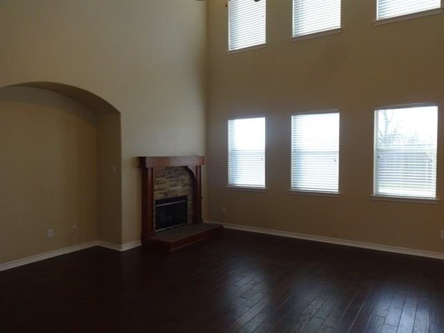 4016 Alderbrook Ln - Photo 3 of 18