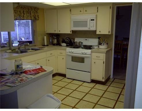 1200 86th Terrace N - Photo 2 of 11