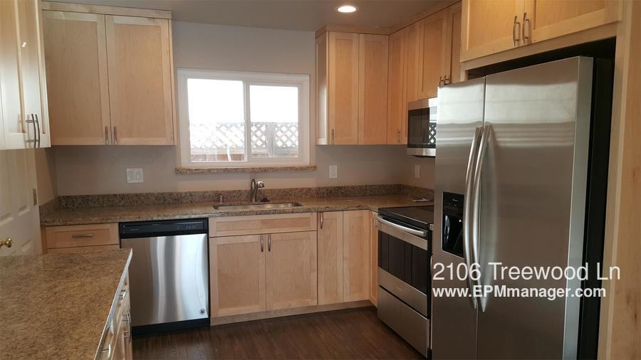 2106 Treewood Ln - Photo 2 of 9