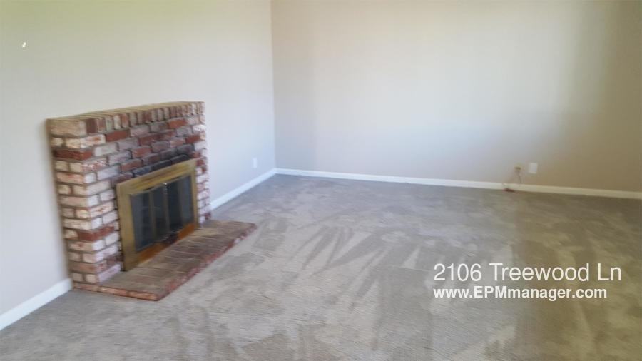 2106 Treewood Ln - Photo 3 of 9