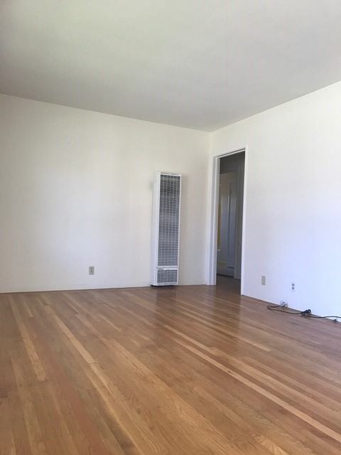 472 Waverley St - Photo 2 of 7