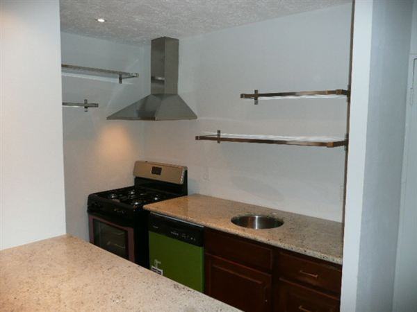 1204 Autrey St - Photo 3 of 4