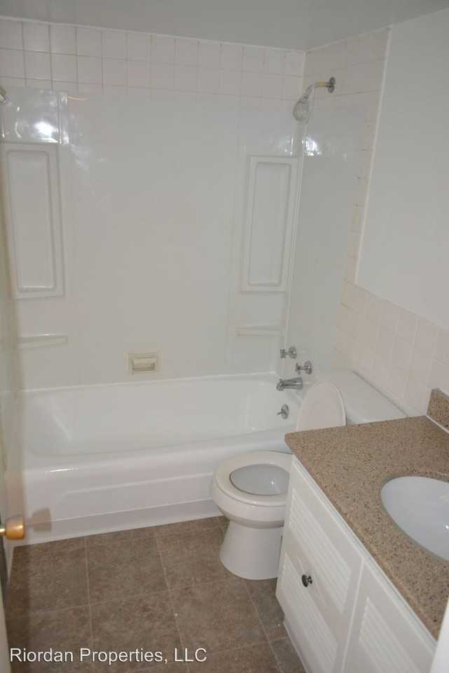 3901 Bellemeade Ave - Photo 2 of 5