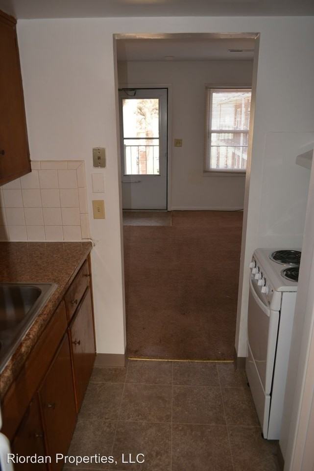 3901 Bellemeade Ave - Photo 3 of 5