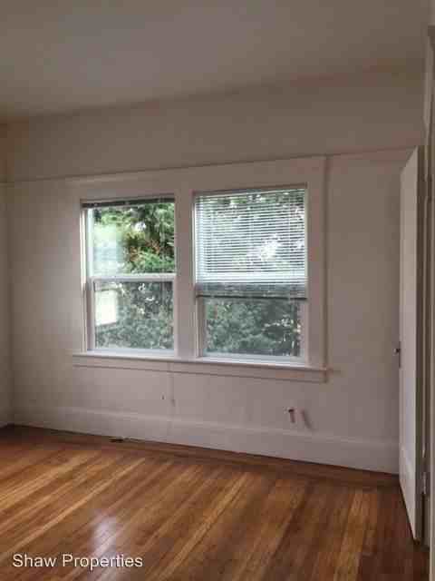 1401-1407  Bissell Ave - Photo 3 of 11