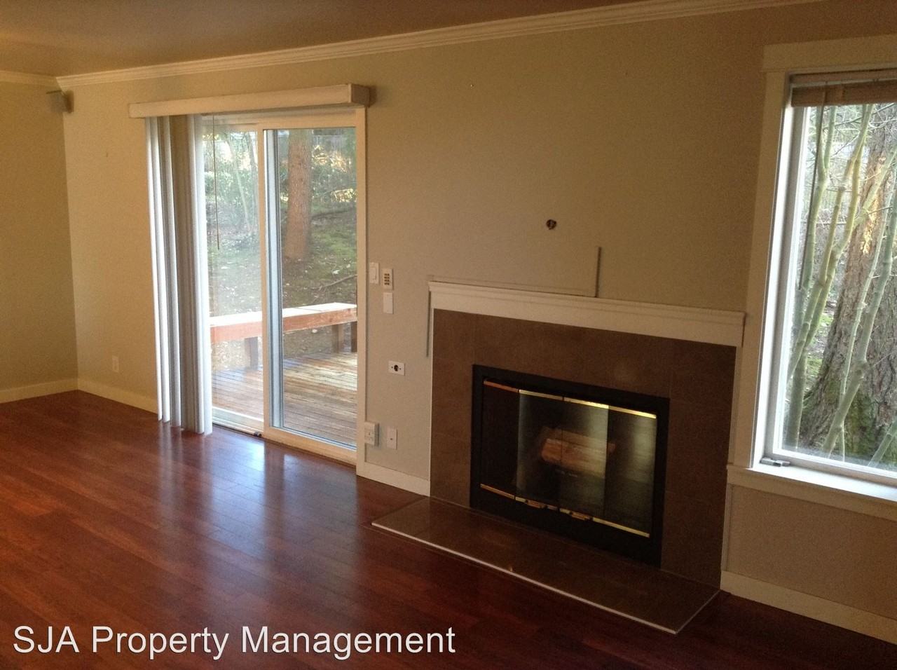 3048-2900 128th Ave SE #3 - Photo 2 of 8