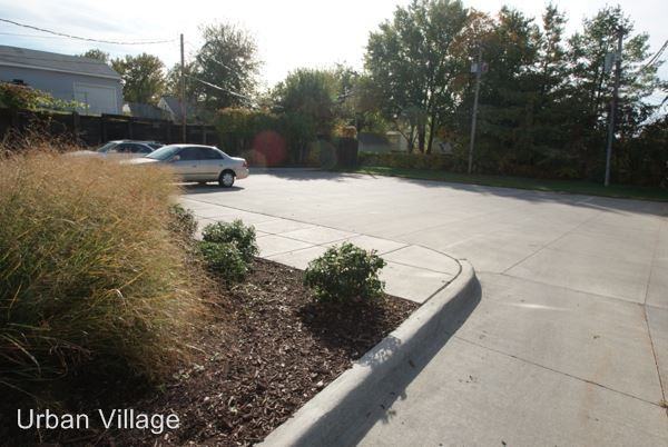 814 S. 38th Street - Photo 2 of 10