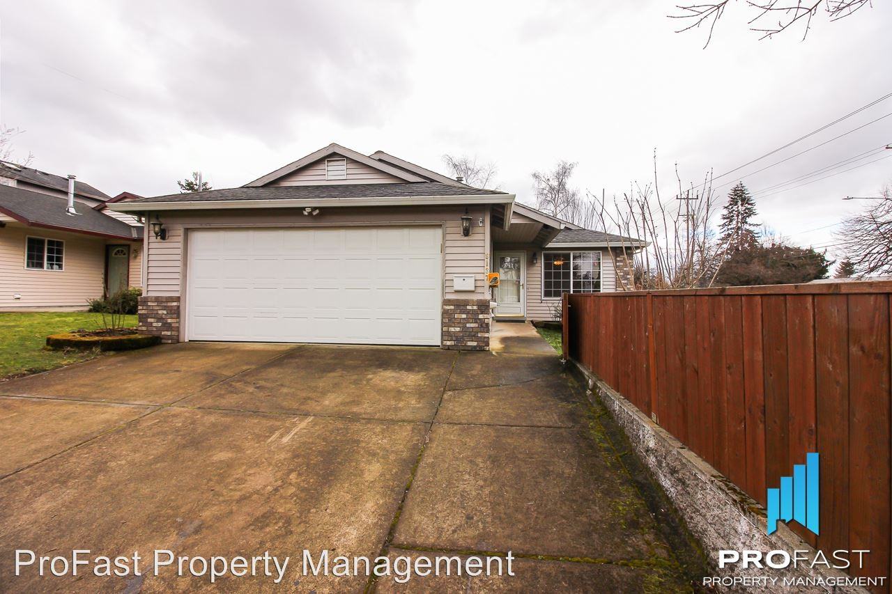 9137 N Polk Ave - Photo 2 of 30