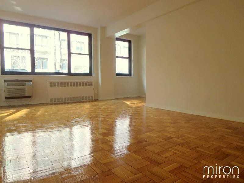 E 39th St #12HH
