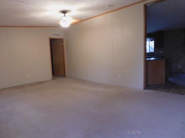 300 N State St - Photo 3 of 7