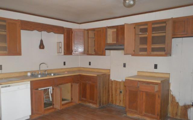 2001 S Main St - Photo 3 of 5