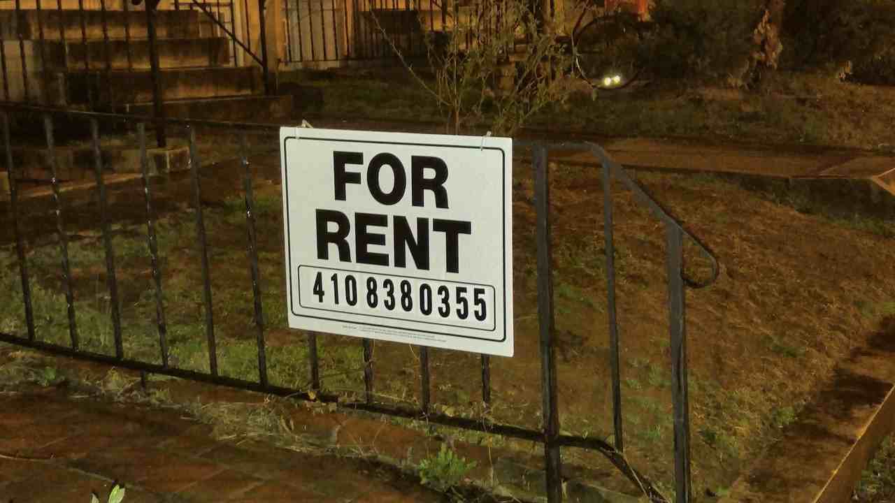 2925 ST PAUL ST - Photo 2 of 24