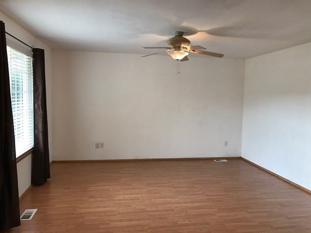 7616 NE 159th Ave - Photo 3 of 7