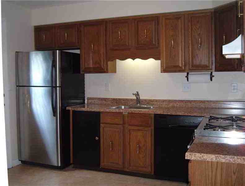 201-299 Rainprint Square - Photo 3 of 21