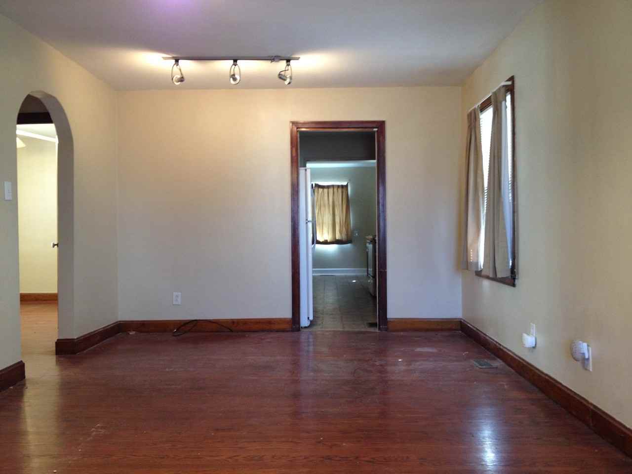 2517 S 5th St - Photo 2 of 9