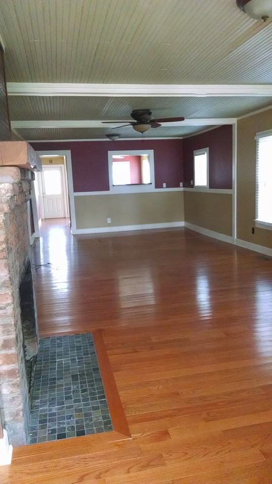 6376 Fairview Rd - Photo 3 of 44