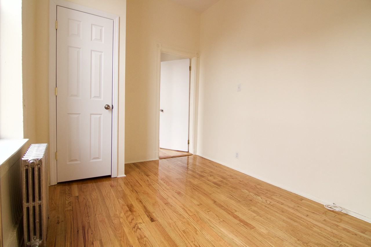 942 Bergen Street #6RRRR