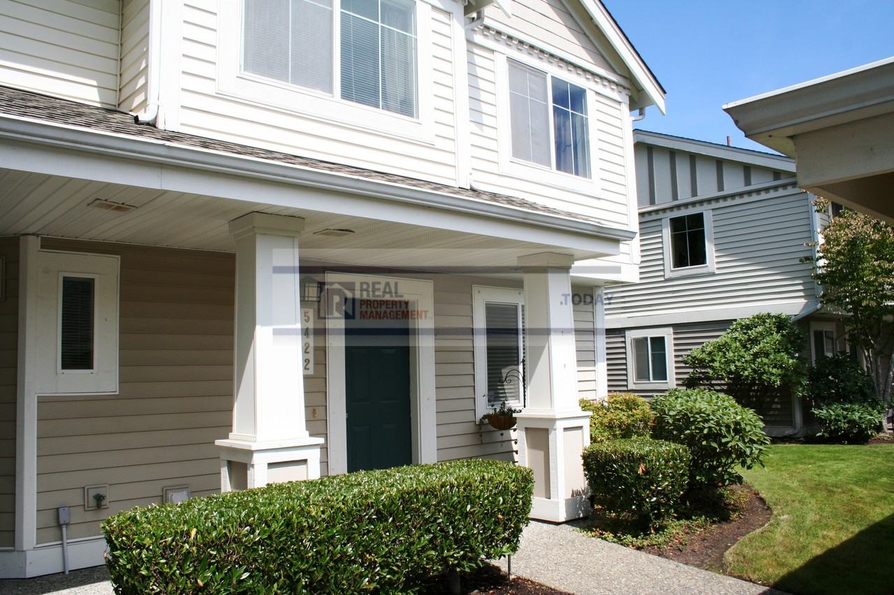 5422 S 233rd St - Photo 2 of 24