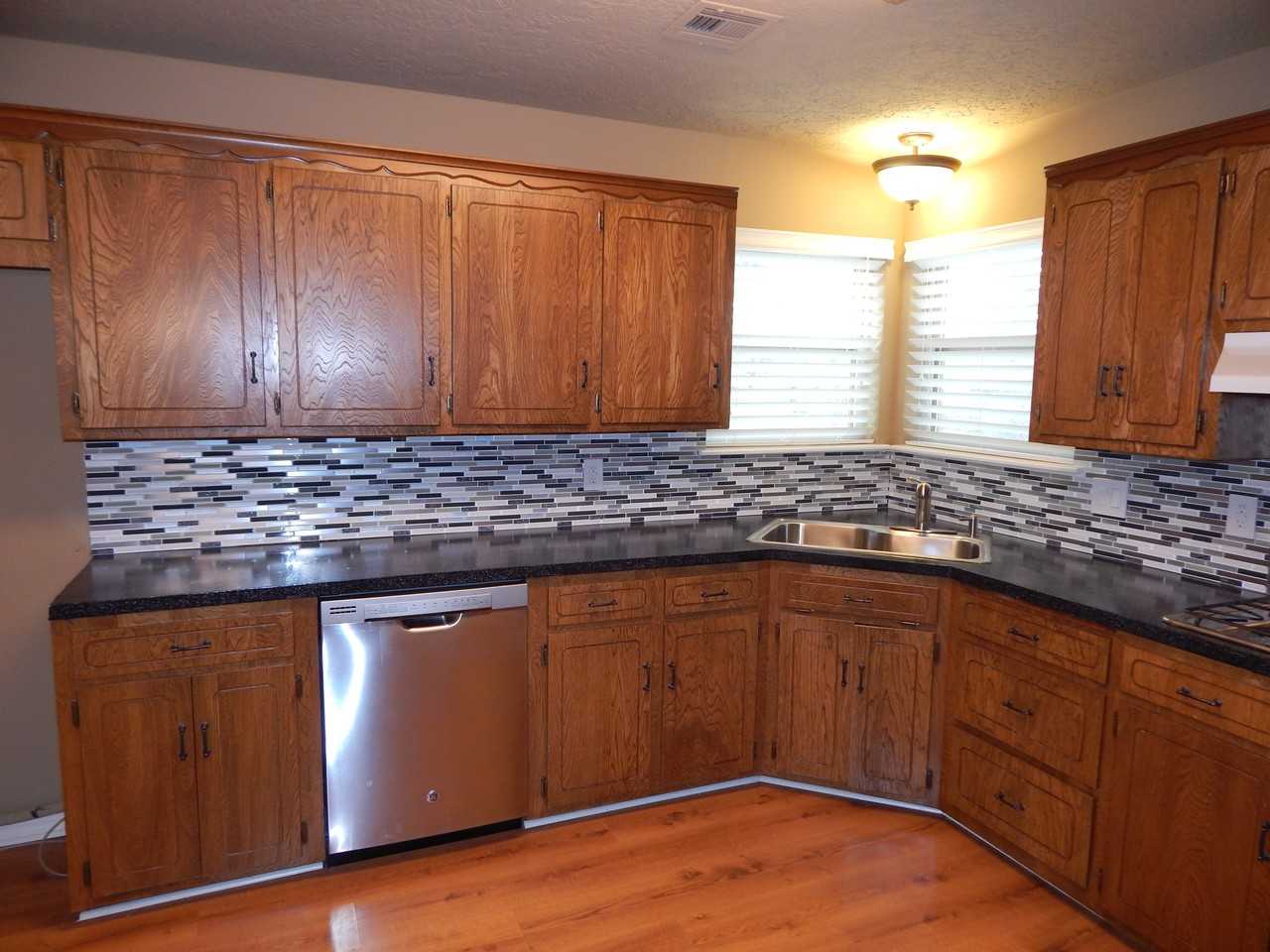 4819 S 85th E Ave - Photo 3 of 20