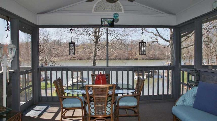 406 Bluewater Dr - Photo 2 of 32