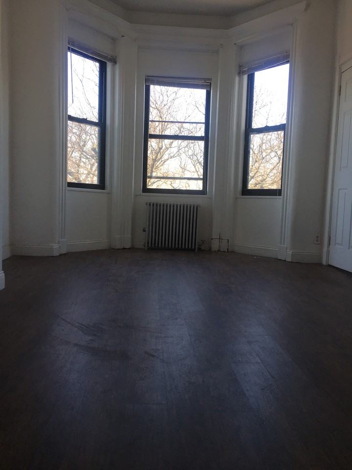 1218 Halsey Street #3