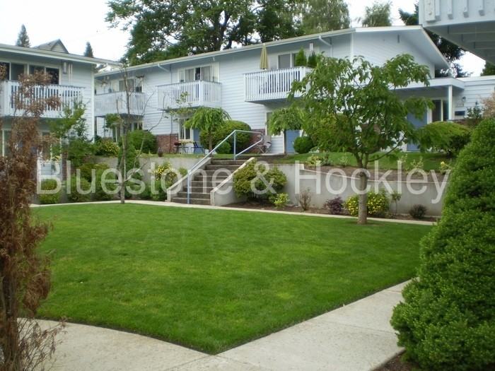 11329-11409 SE 27th Ave - Photo 2 of 9