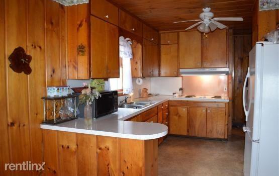 7719 Sanders Dr - Photo 3 of 11