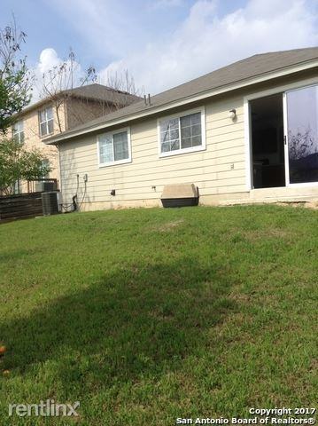 11030 Vollmer Ln - Photo 2 of 9