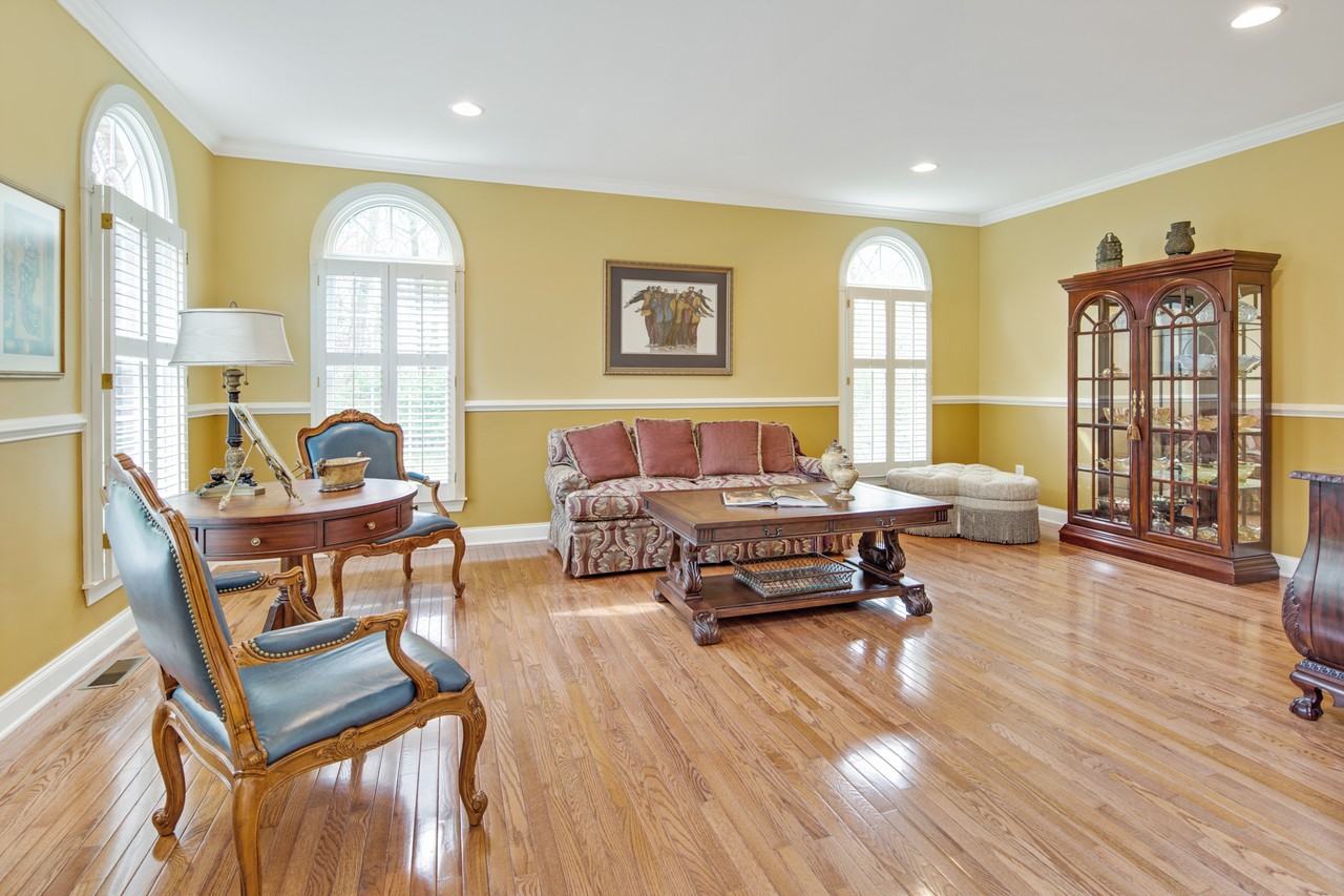 473-499 Mt Airy Rd - Photo 3 of 18