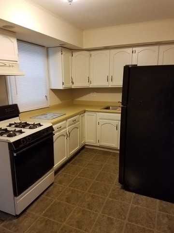 2229 Seminole Rd - Photo 3 of 9