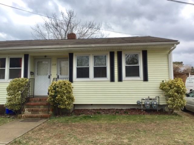 1113 6th Ave - Photo 2 of 6