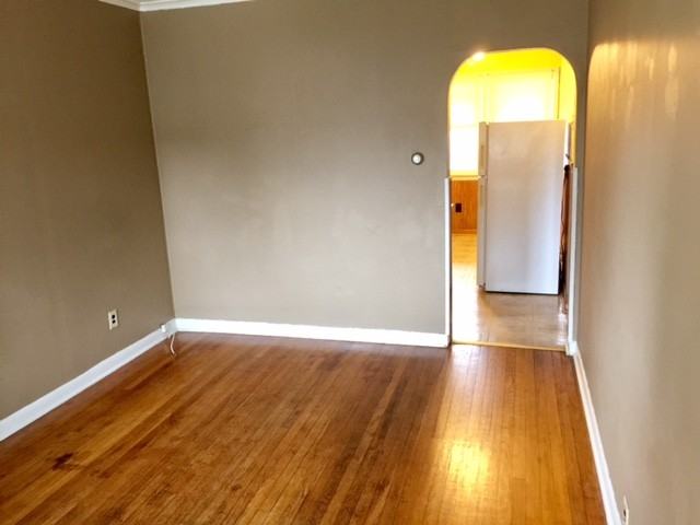 1113 6th Ave - Photo 3 of 6