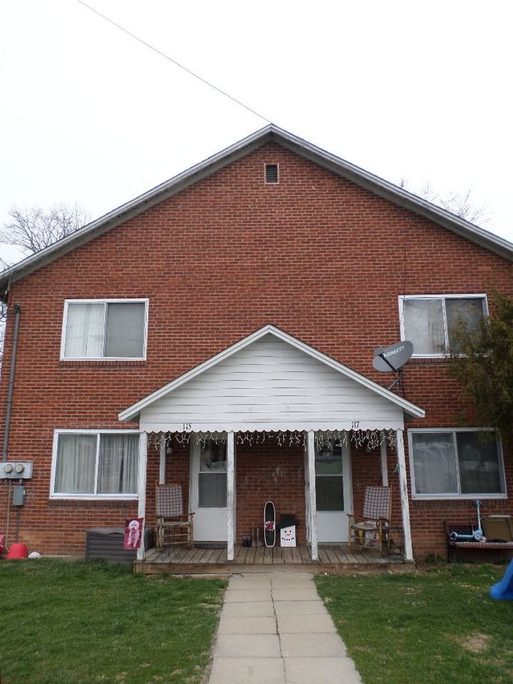 117 East Alley - Photo 2 of 38