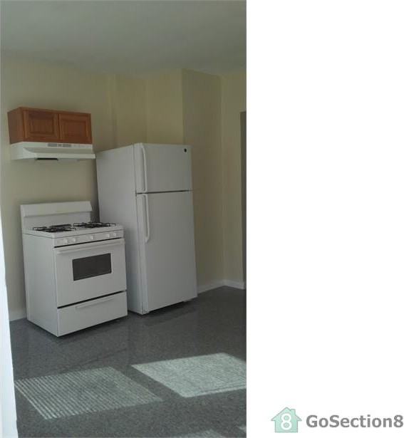13 Underwood St - Photo 2 of 10