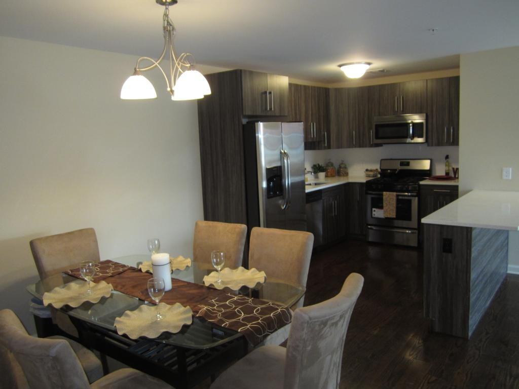 Crystal Place & Boulevard Apartments - Photo 3 of 11