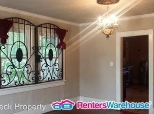 2251 NW 19th St - Photo 3 of 4