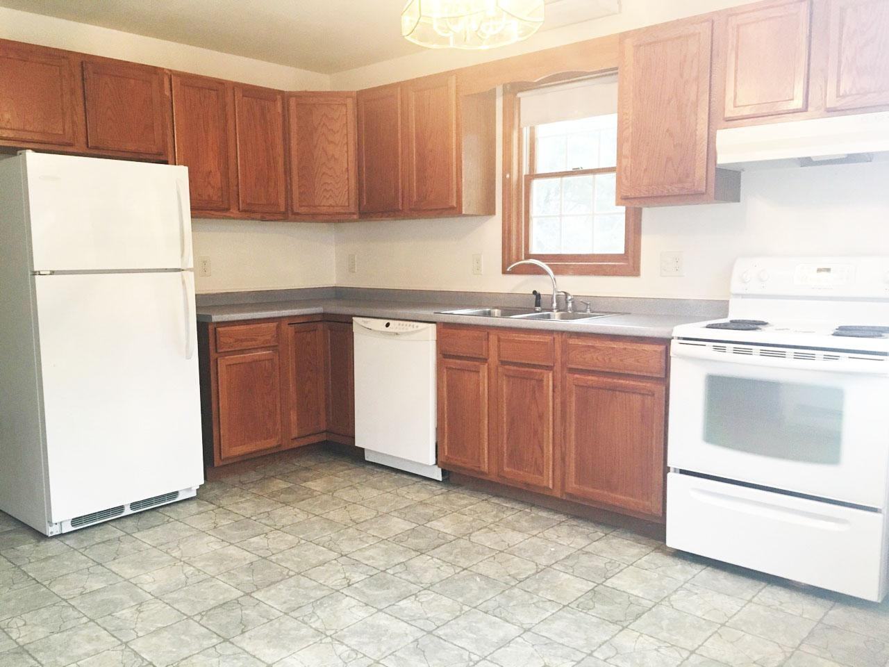 64 Moose Club Park Rd - Photo 3 of 11