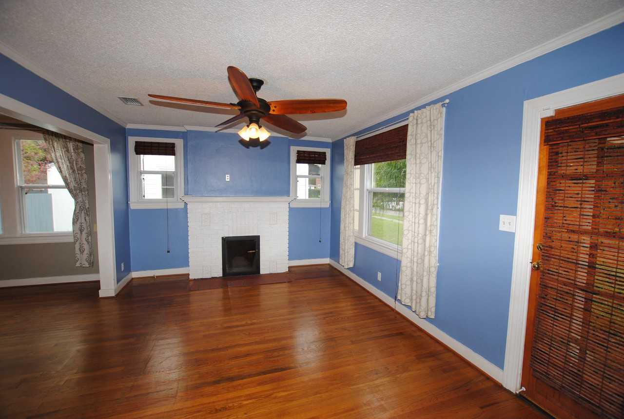 2141 Arcadia Pl - Photo 2 of 21