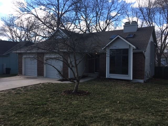 518 Valle Dr - Photo 2 of 20
