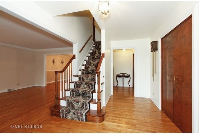 244 Wood Glen Ln - Photo 2 of 25