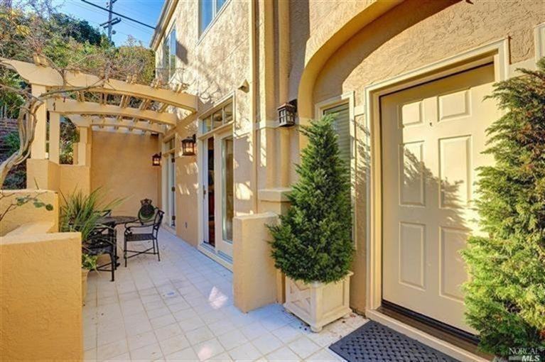 551 San Rafael Ave - Photo 3 of 25