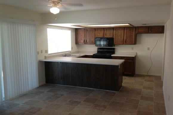 2031 S Palmer Cir - Photo 3 of 8
