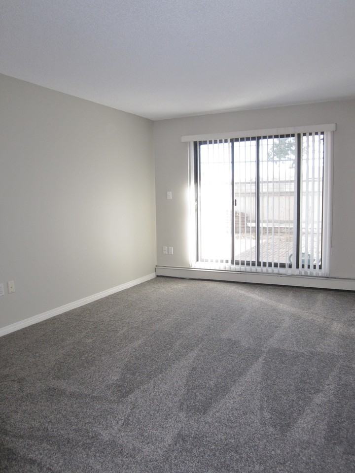 2611 1 Avenue Northwest #108 - Photo 3 of 10