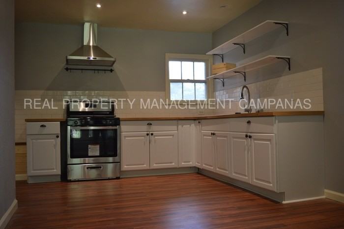 335 E Young Ave - Photo 2 of 13