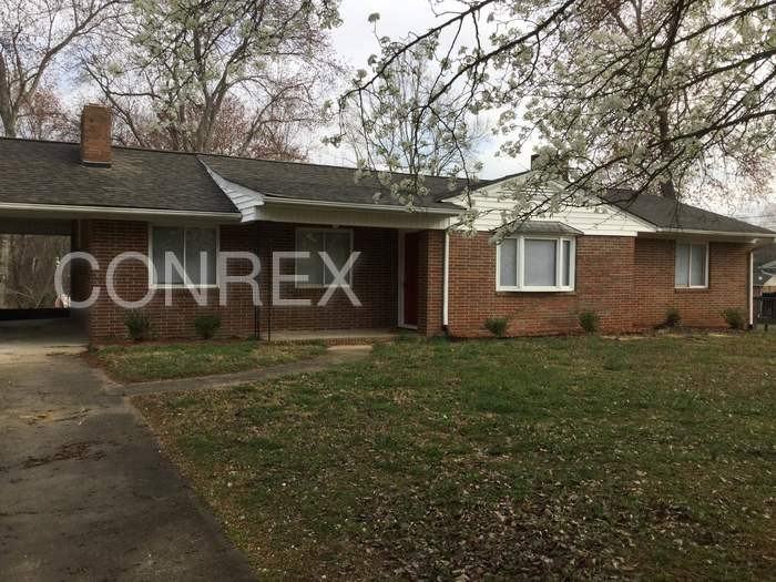 1717 Swing Dr - Photo 2 of 10