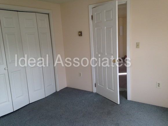 76-98 Queen St - Photo 2 of 6