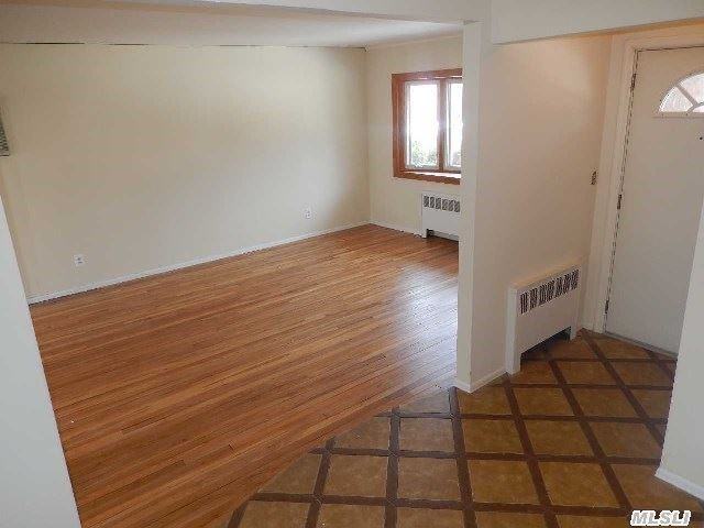 2 Holly Ln - Photo 2 of 13