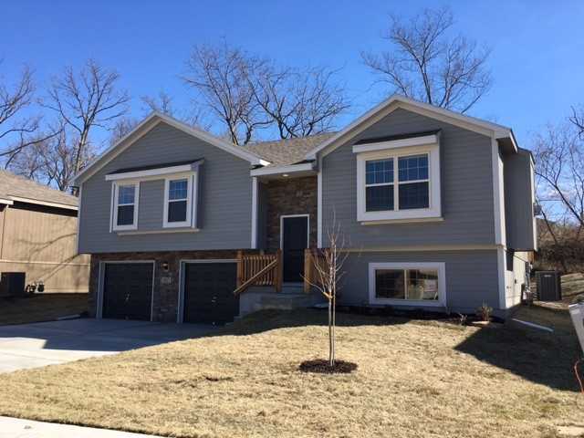 1917 S Elizabeth Ave - Photo 3 of 21