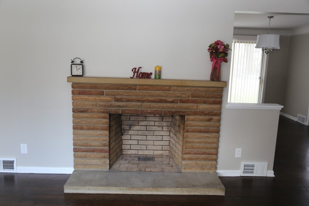 4963 Allendale Dr - Photo 3 of 21