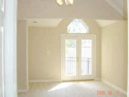 2203 Driscoll St - Photo 3 of 35